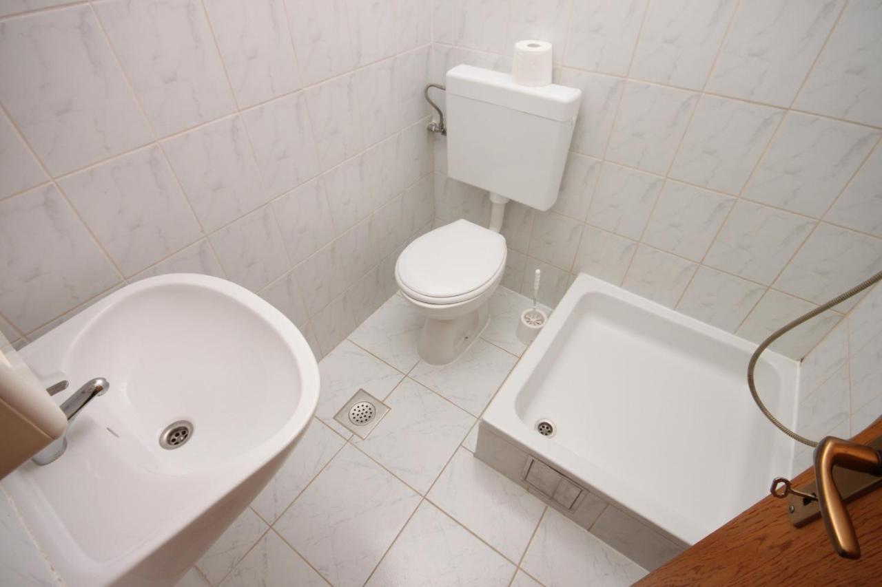 Apartments By The Sea Podaca, Makarska - 6745 Екстер'єр фото
